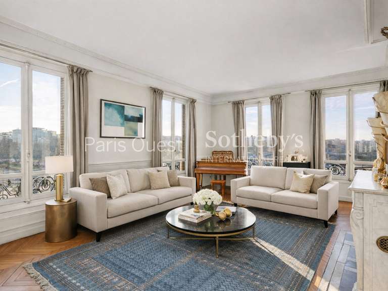 Apartment Neuilly-sur-Seine - 4 bedrooms - 180m²