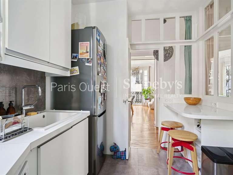 Apartment Neuilly-sur-Seine - 2 bedrooms - 94m²
