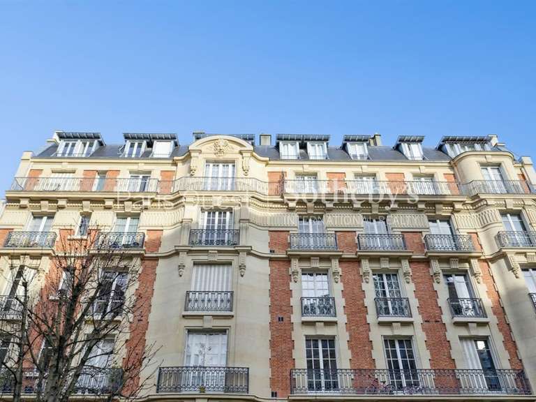 Apartment Neuilly-sur-Seine - 2 bedrooms - 94m²
