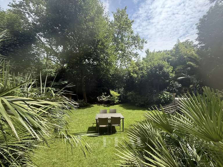 Appartement Neuilly-sur-Seine - 5 chambres - 295m²