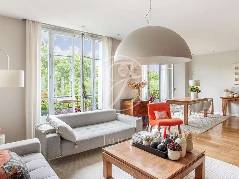 Appartement Neuilly-sur-Seine - 3 chambres - 130m²
