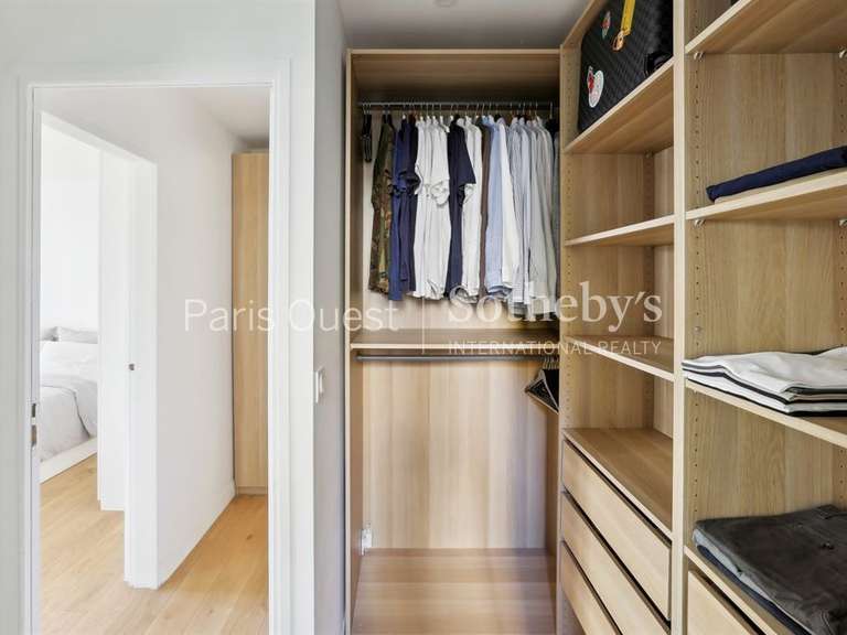 Apartment Neuilly-sur-Seine - 3 bedrooms - 98m²