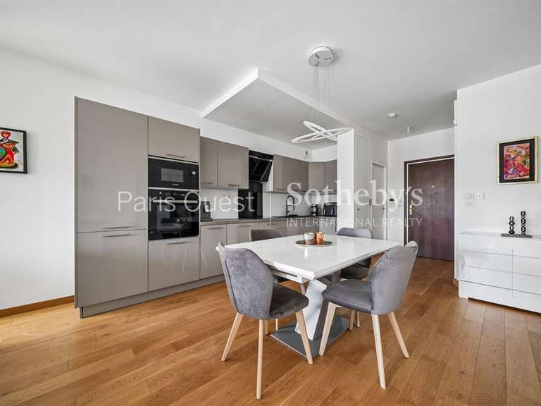 Appartement Neuilly-sur-Seine - 1 chambre - 66m²