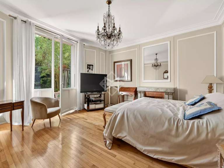 Appartement Neuilly-sur-Seine - 5 chambres - 295m²