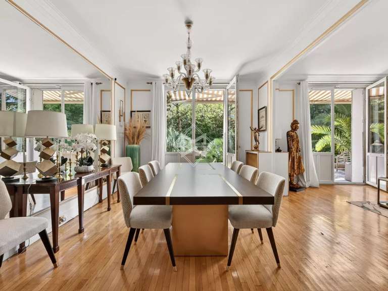 Appartement Neuilly-sur-Seine - 5 chambres - 295m²