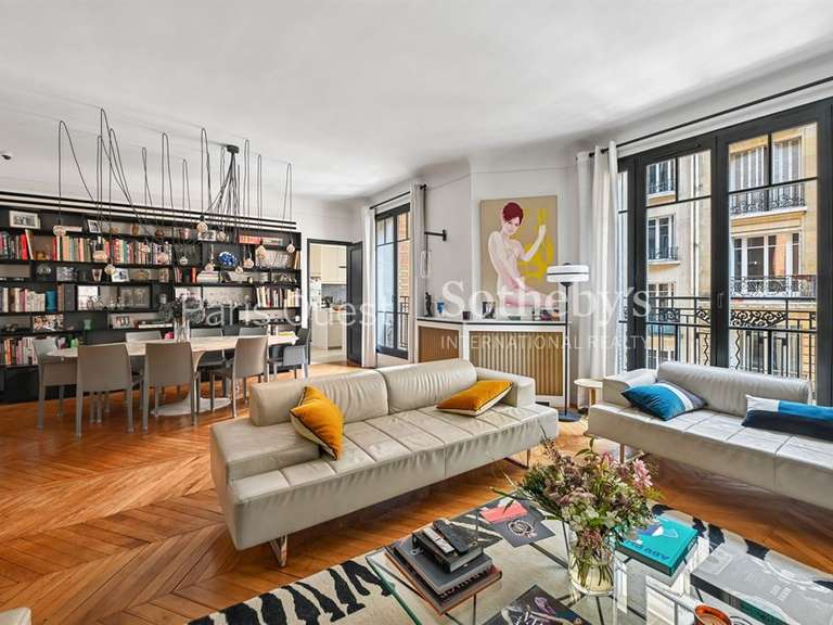 Apartment Neuilly-sur-Seine - 4 bedrooms - 198m²