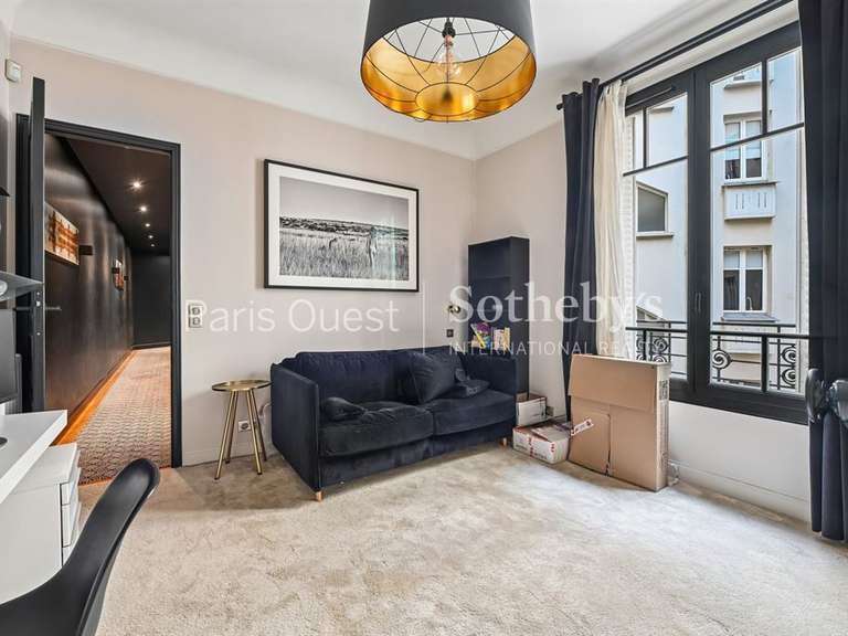 Apartment Neuilly-sur-Seine - 4 bedrooms - 198m²