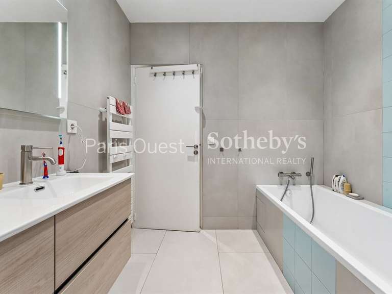 Appartement Neuilly-sur-Seine - 3 chambres - 154m²