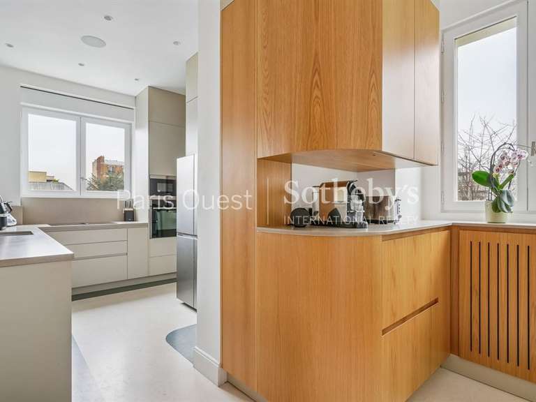 Appartement Neuilly-sur-Seine - 4 chambres - 245m²