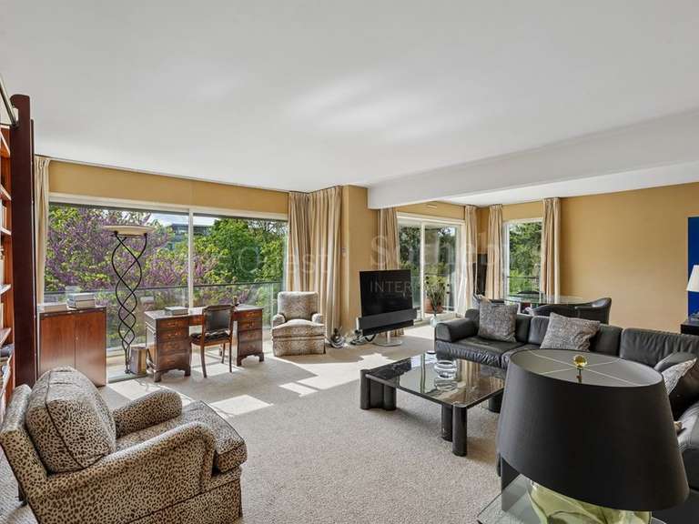 Appartement Neuilly-sur-Seine - 2 chambres - 126m²