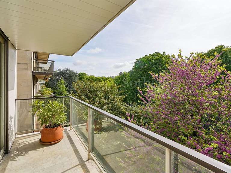 Appartement Neuilly-sur-Seine - 2 chambres - 126m²