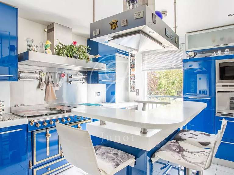 Appartement Neuilly-sur-Seine - 3 chambres - 295m²