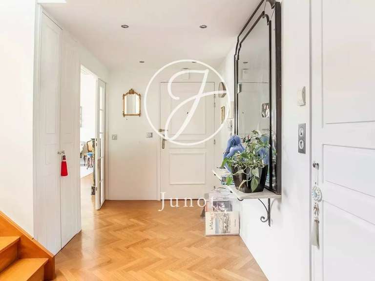 Appartement Neuilly-sur-Seine - 3 chambres - 295m²