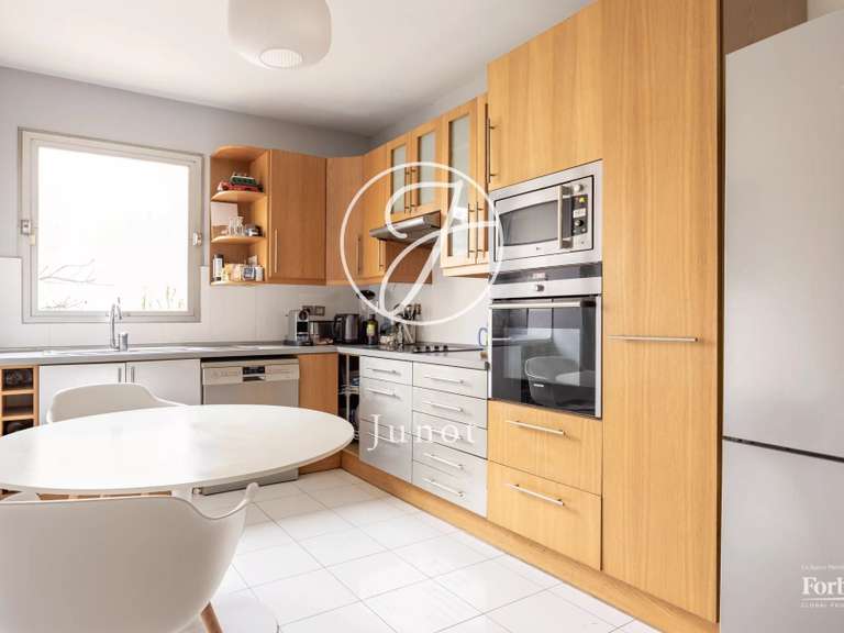 Appartement Neuilly-sur-Seine - 3 chambres - 110m²