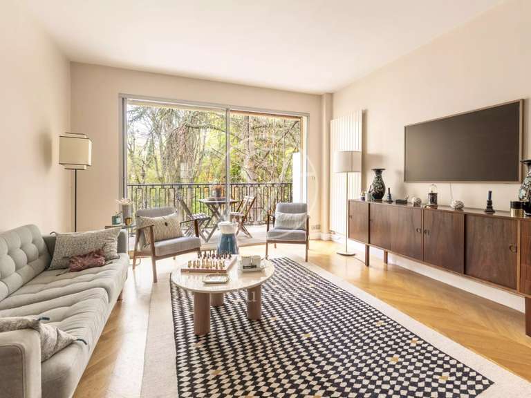 Apartment Neuilly-sur-Seine - 3 bedrooms - 110m²