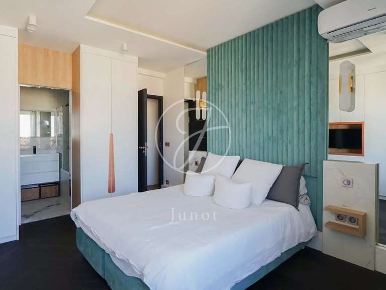 Apartment Neuilly-sur-Seine - 2 bedrooms - 91m²