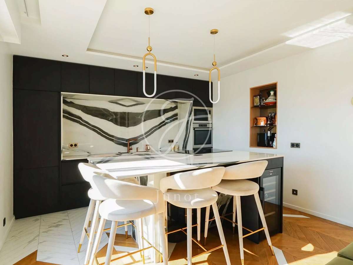 Apartment Neuilly-sur-Seine