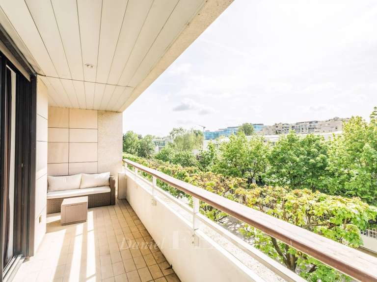 Apartment Neuilly-sur-Seine - 2 bedrooms - 77m²