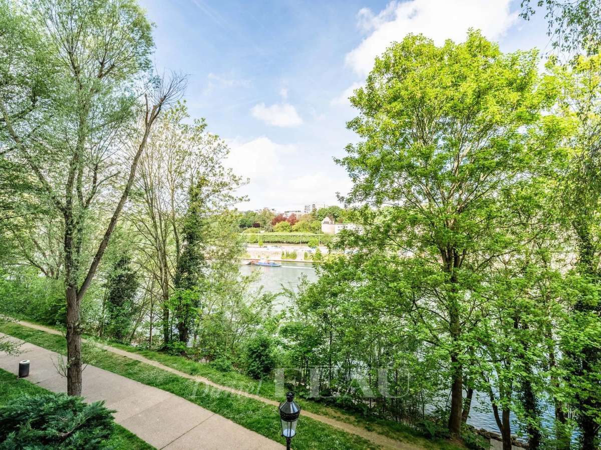 Apartment Neuilly-sur-Seine