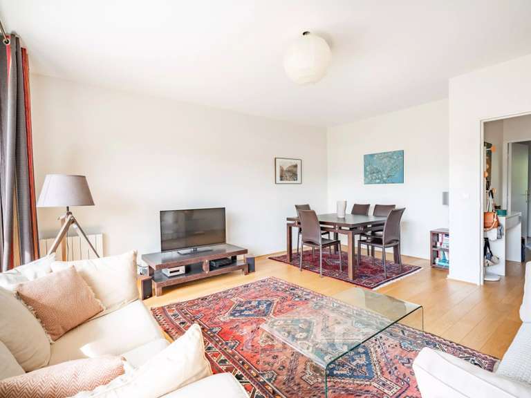Apartment Neuilly-sur-Seine - 2 bedrooms - 77m²