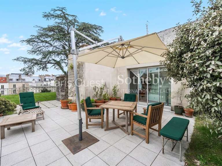 Appartement Neuilly-sur-Seine - 4 chambres - 149m²