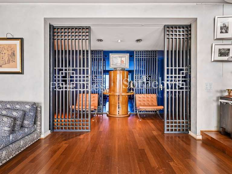 Apartment Neuilly-sur-Seine - 3 bedrooms - 149m²