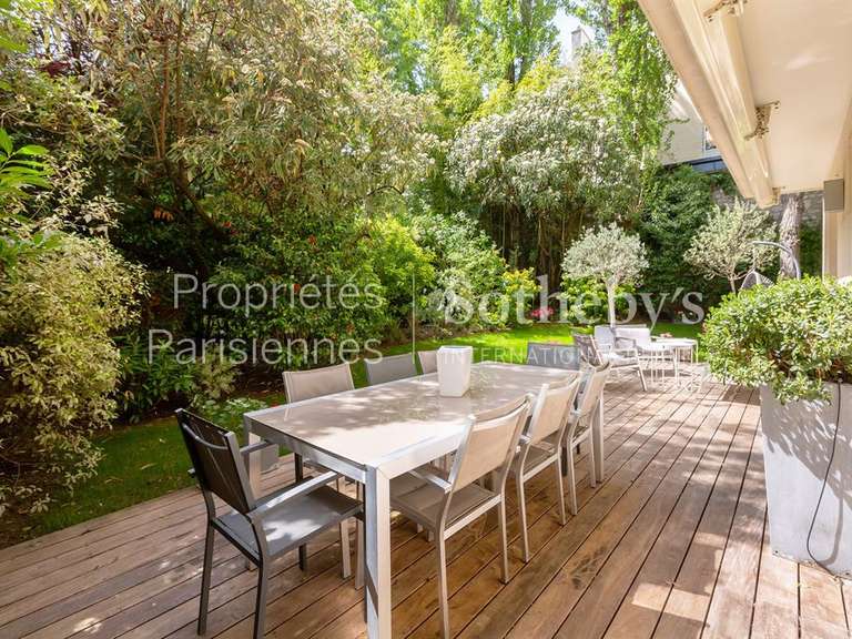 Apartment Neuilly-sur-Seine - 4 bedrooms - 172m²