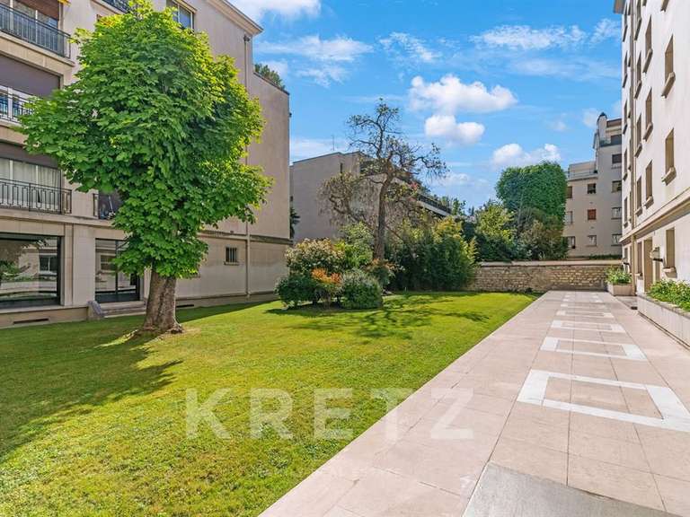 Appartement Neuilly-sur-Seine - 4 chambres - 123m²