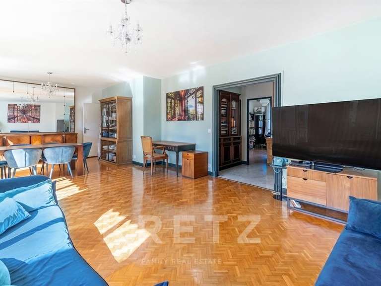 Appartement Neuilly-sur-Seine - 4 chambres - 123m²