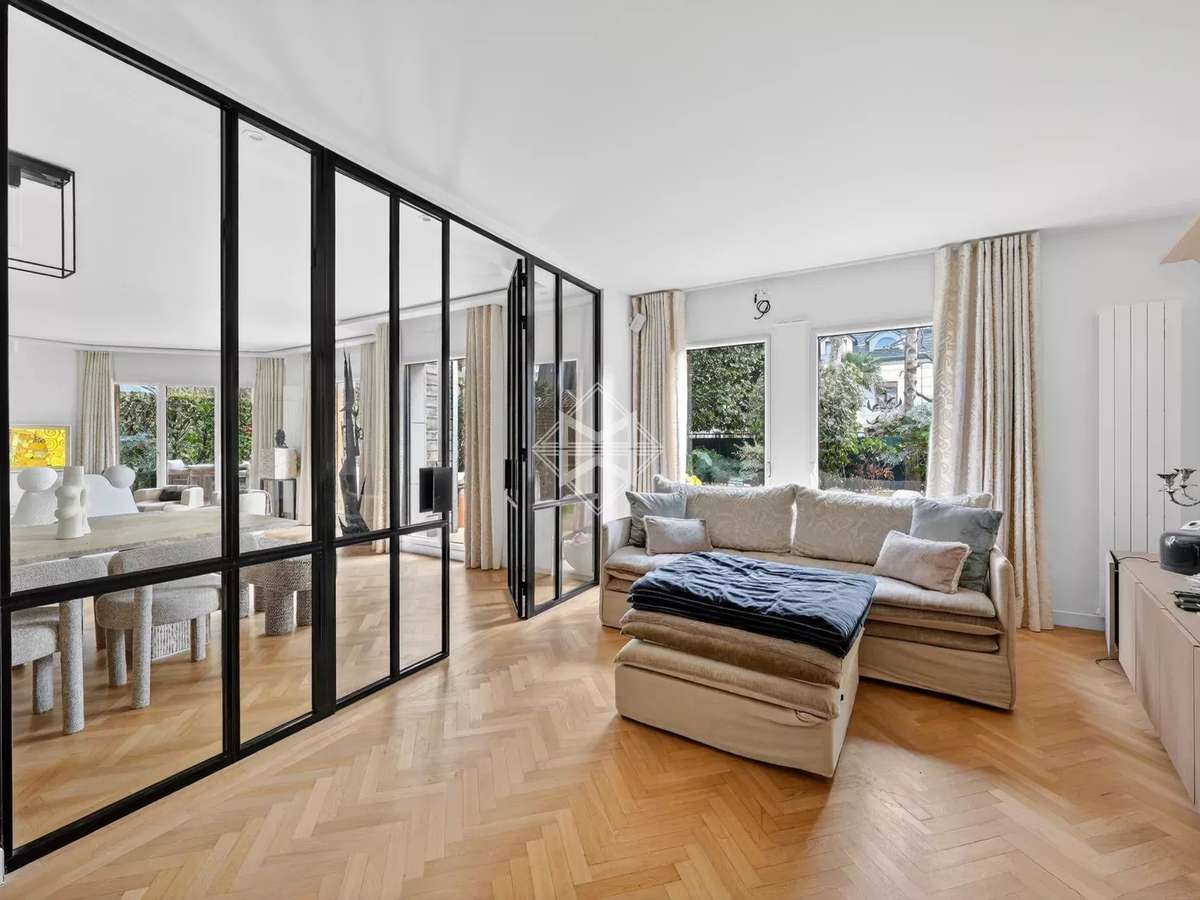 Apartment Neuilly-sur-Seine