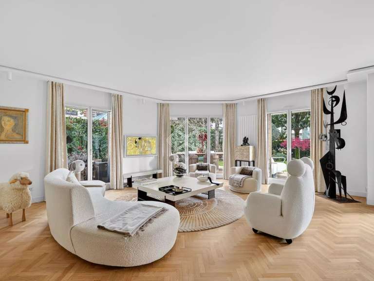 Appartement Neuilly-sur-Seine - 3 chambres - 165m²