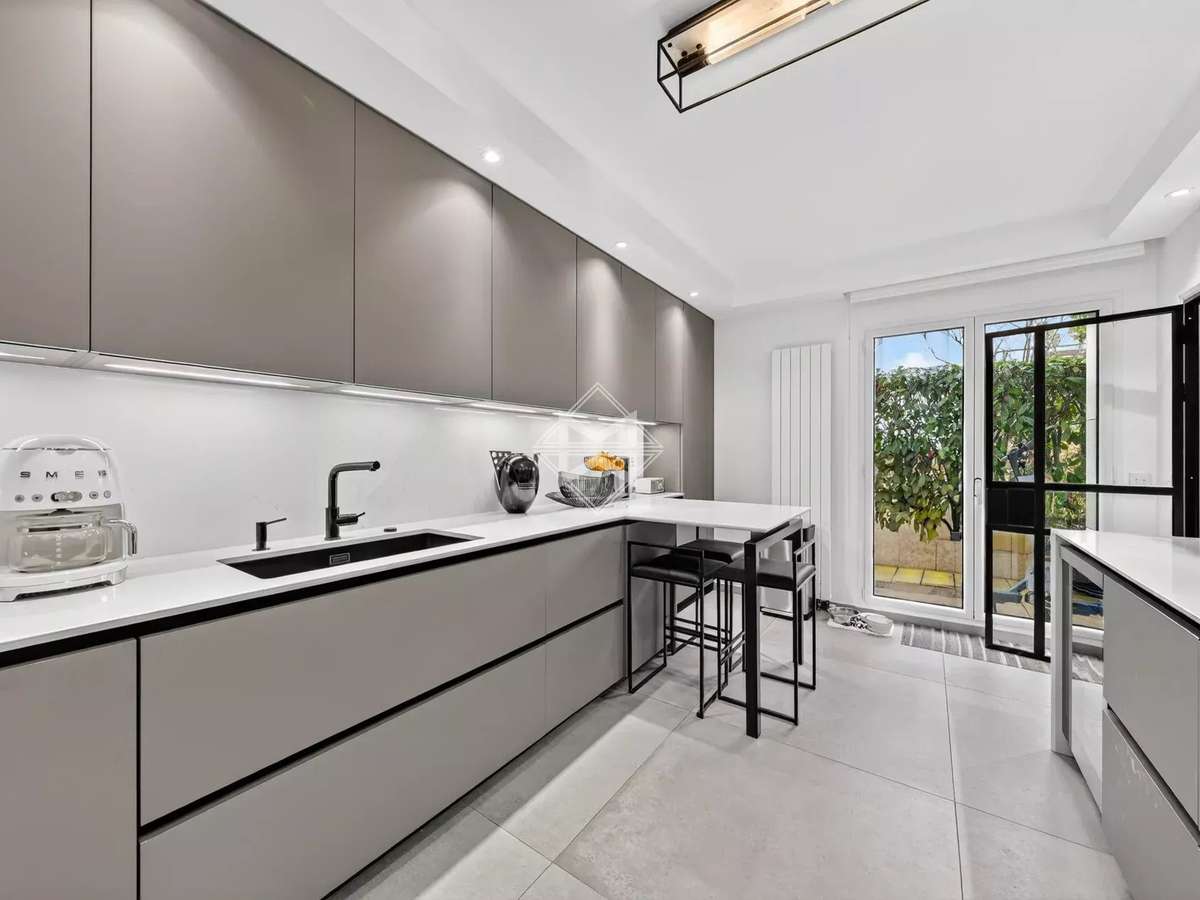 Apartment Neuilly-sur-Seine