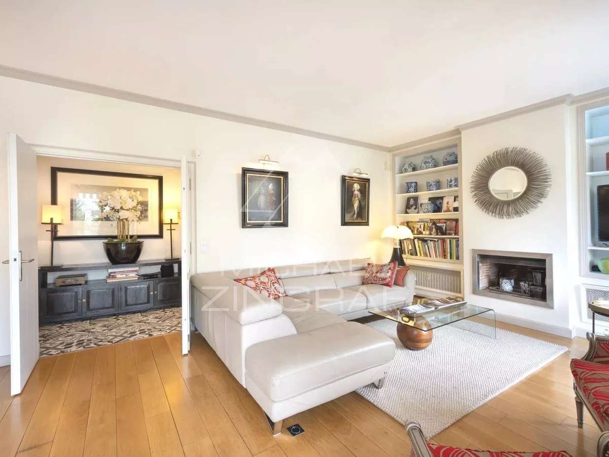 Apartment Neuilly-sur-Seine