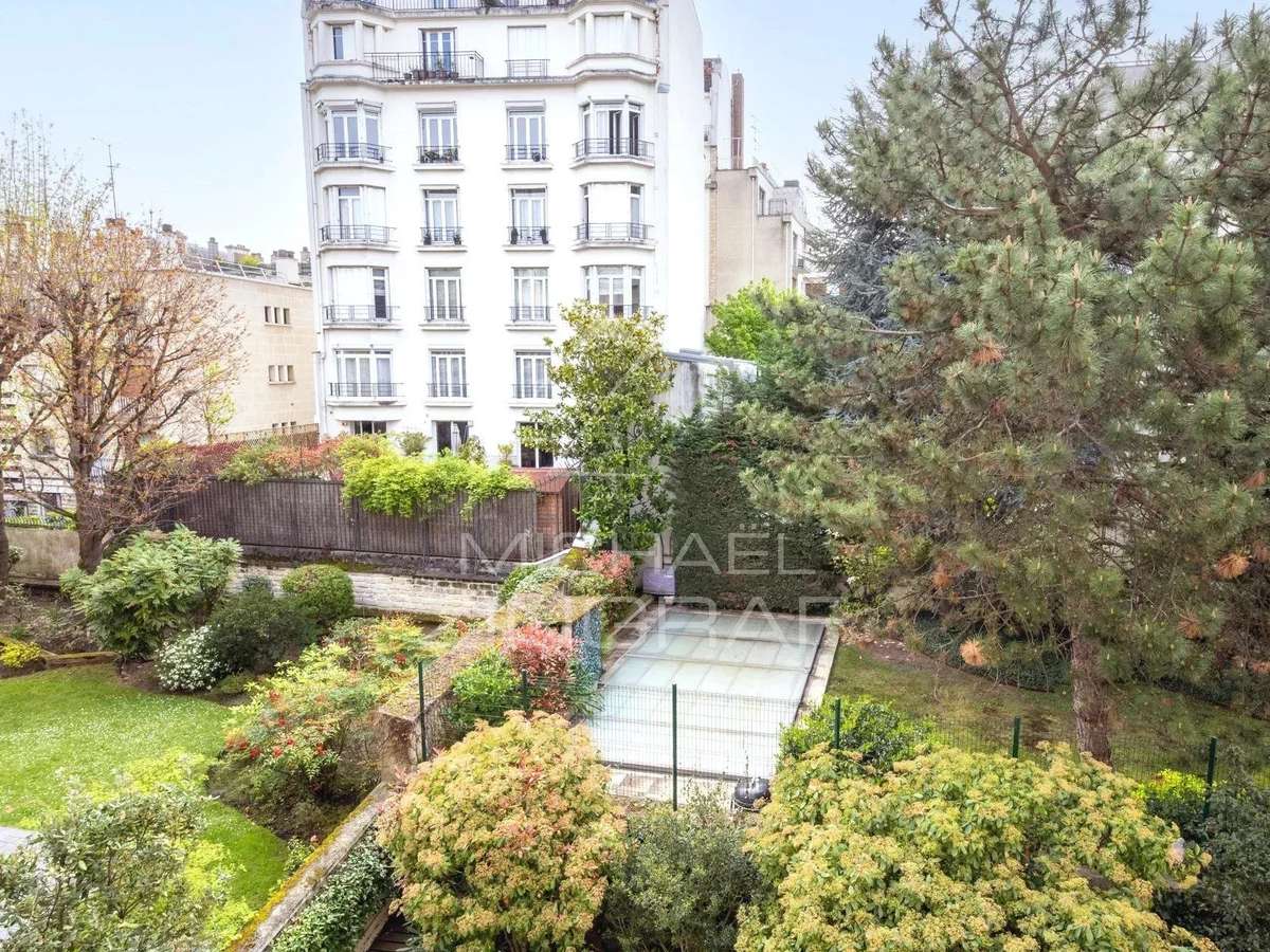 Apartment Neuilly-sur-Seine