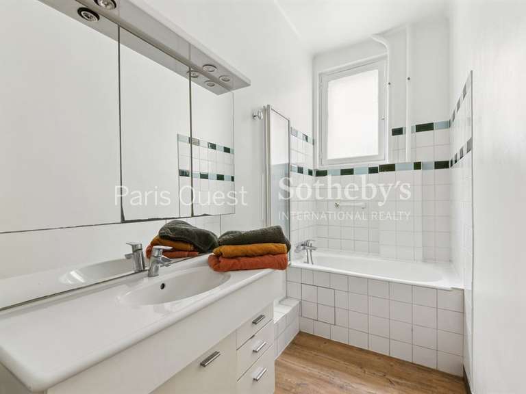 Appartement Neuilly-sur-Seine - 3 chambres - 147m²