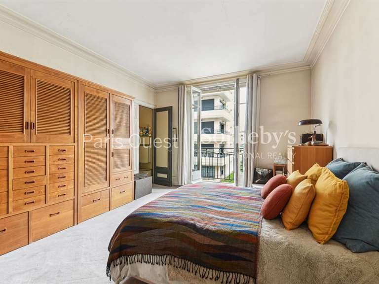 Appartement Neuilly-sur-Seine - 3 chambres - 147m²