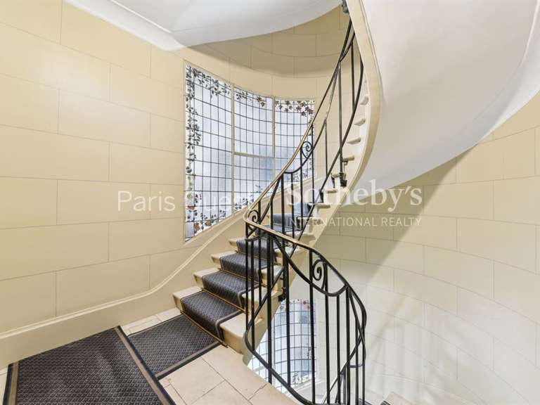 Appartement Neuilly-sur-Seine - 3 chambres - 147m²