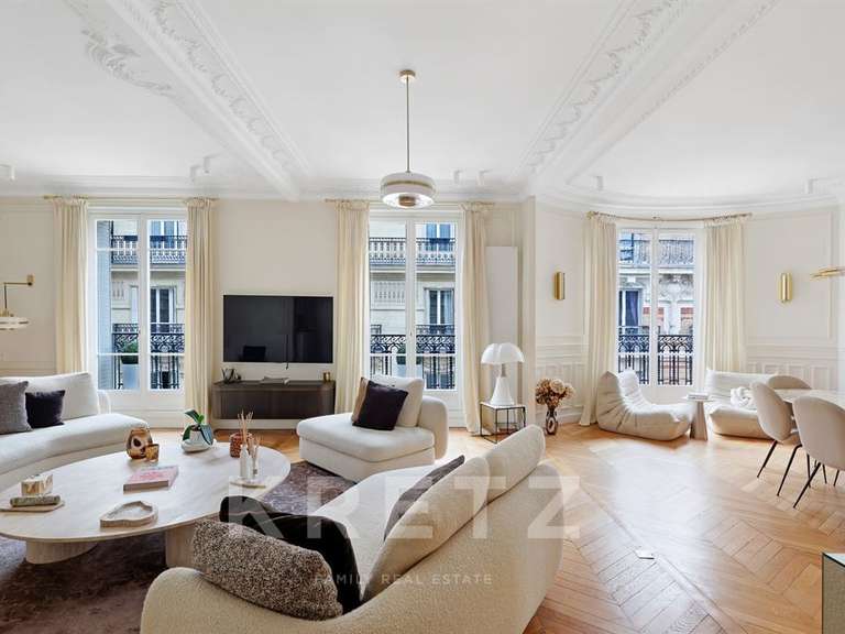 Apartment Neuilly-sur-Seine - 4 bedrooms - 182m²