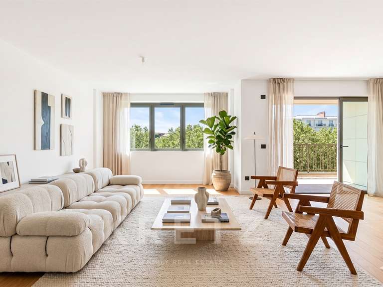 Appartement Neuilly-sur-Seine - 3 chambres - 149m²