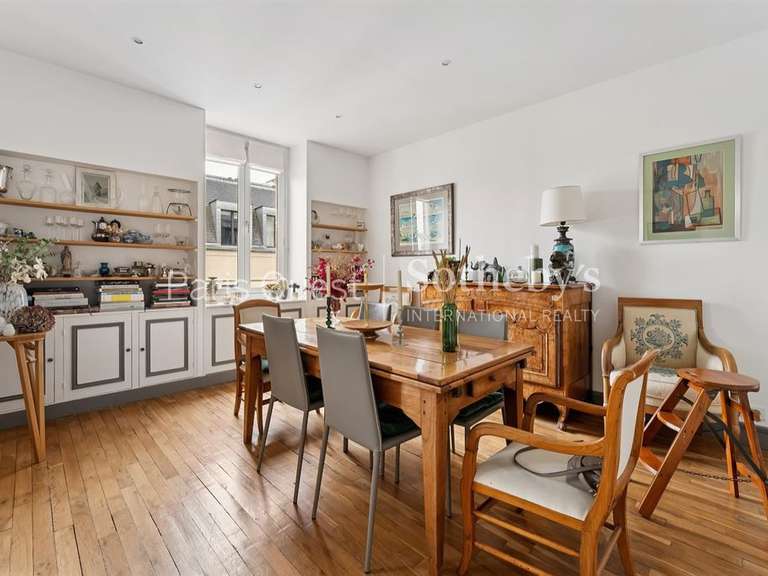 Apartment Neuilly-sur-Seine - 5 bedrooms - 151m²