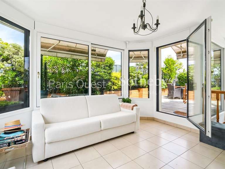 Apartment Neuilly-sur-Seine - 3 bedrooms - 134m²