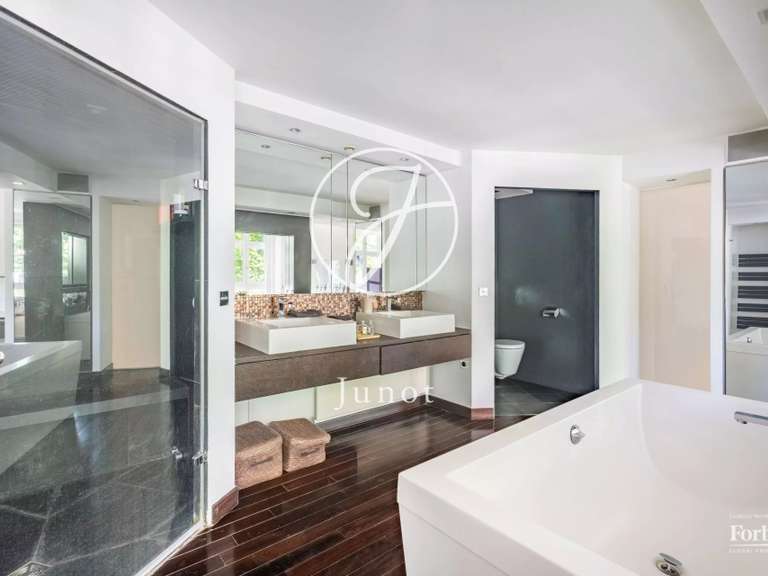 Appartement Neuilly-sur-Seine - 3 chambres - 172m²