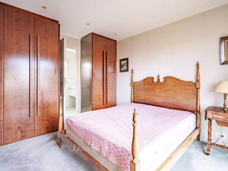Appartement Neuilly-sur-Seine - 2 chambres - 75m²