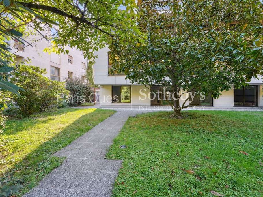 Apartment Neuilly-sur-Seine