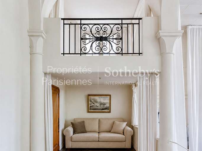 Appartement Neuilly-sur-Seine - 2 chambres - 204m²