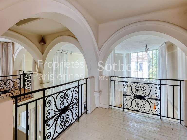 Appartement Neuilly-sur-Seine - 2 chambres - 204m²