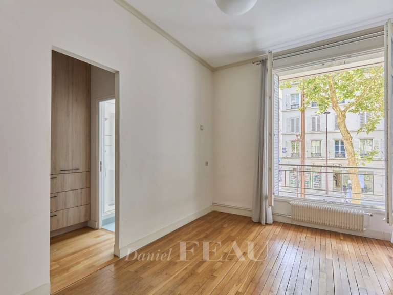 Apartment Neuilly-sur-Seine - 4 bedrooms - 143m²