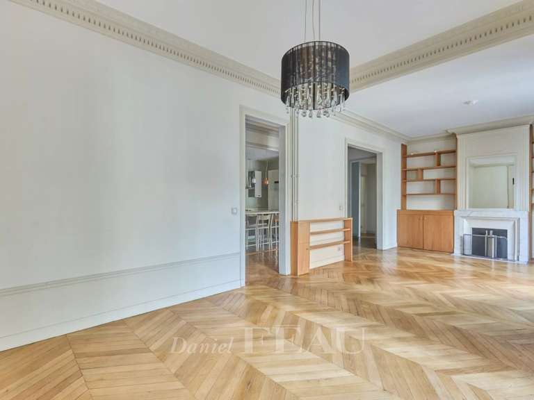 Apartment Neuilly-sur-Seine - 4 bedrooms - 143m²