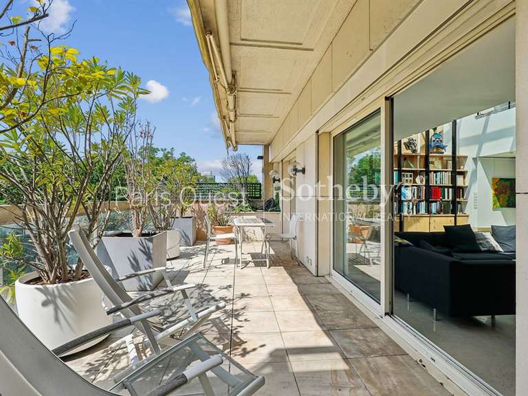 Appartement Neuilly-sur-Seine - 4 chambres - 209m²