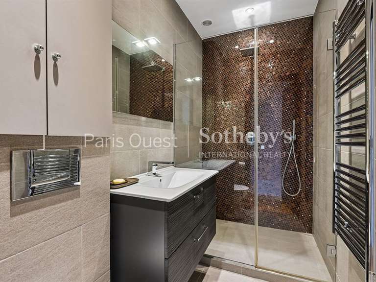 Appartement Neuilly-sur-Seine - 3 chambres - 134m²